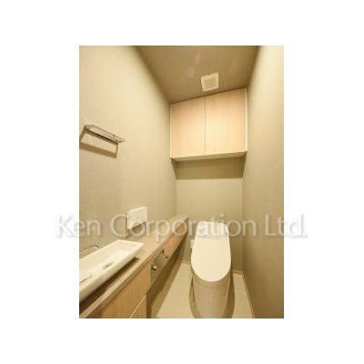 トイレ　同タイプ5階のお部屋を撮影。仕様が異なることがあります。