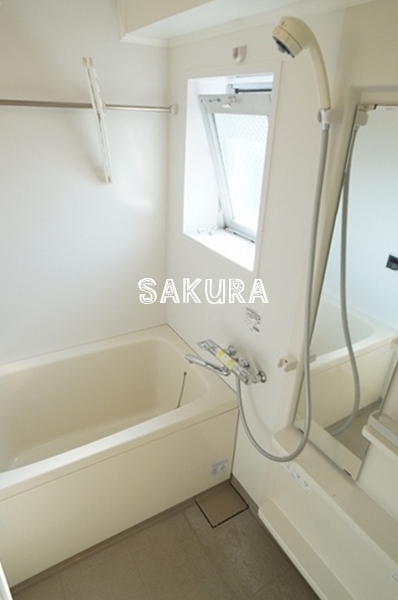 バス・シャワールーム　日々の疲れを癒すお風呂です♪