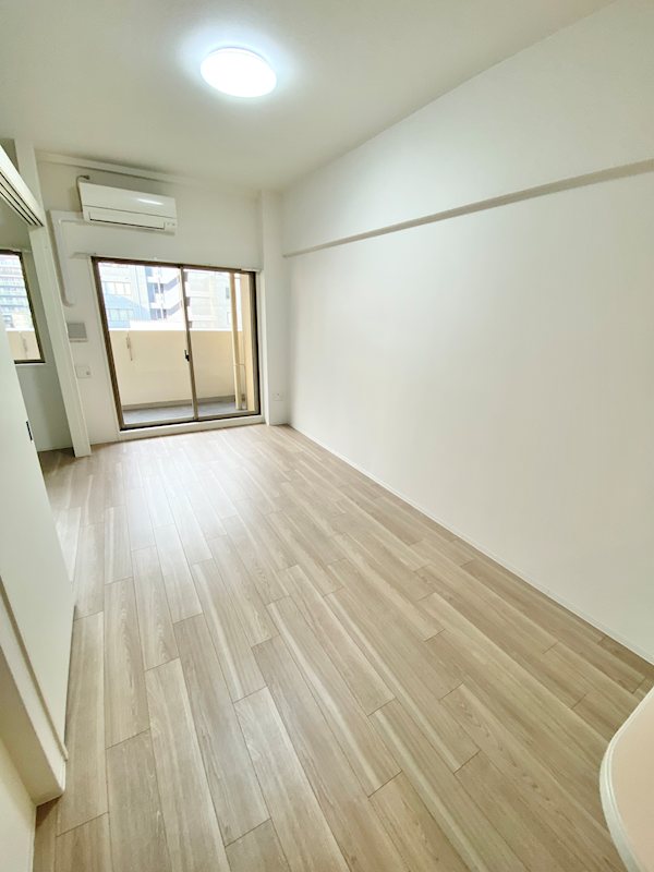 居室・リビング　約10帖 エアコン付