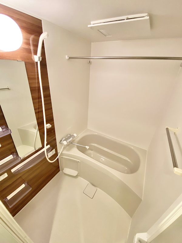 バス・シャワールーム　浴室乾燥機付