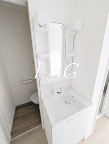 洗面設備　洗面台です。