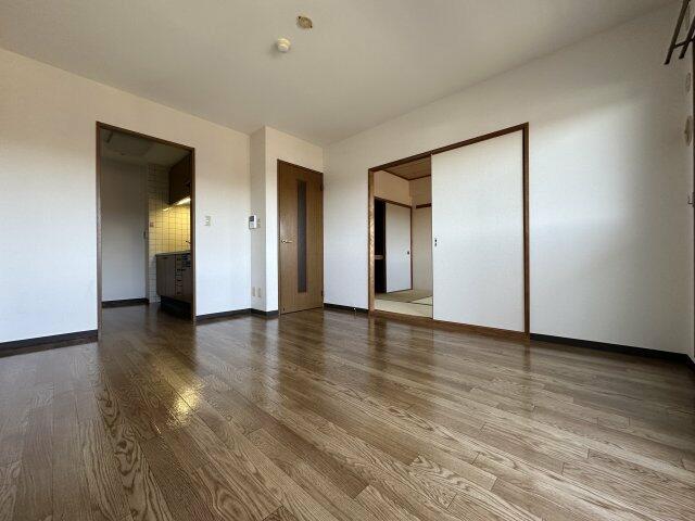 居室・リビング　別部屋参考写真