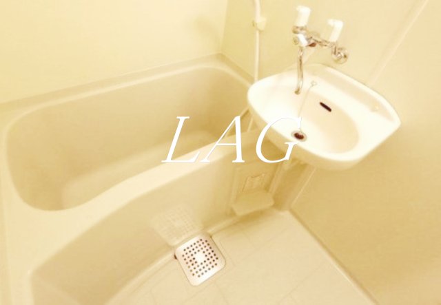 バス・シャワールーム　お風呂です。