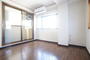 居室・リビング　３面採光なので、明るく風通しのよいお部屋です♪
