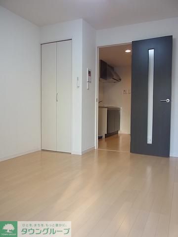 居室・リビング　★角部屋★