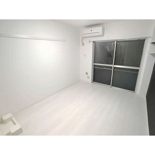 居室・リビング　ゆったりとした居間です