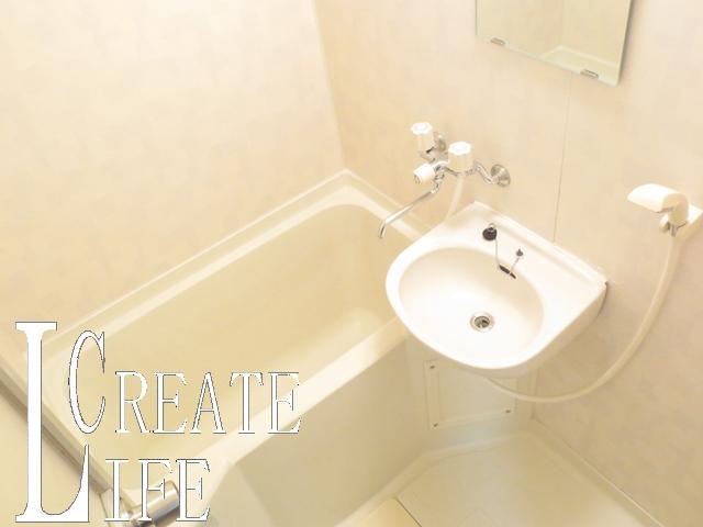 バス・シャワールーム　別号室の参考写真です。