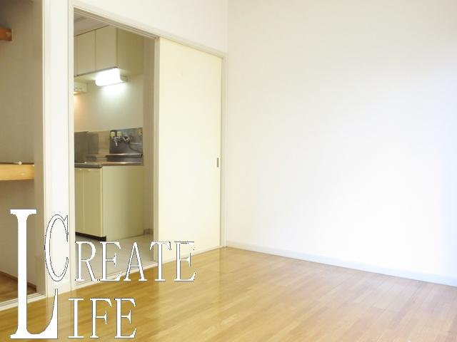 居室・リビング　別号室の参考写真です。