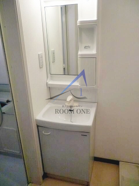 洗面設備　洗面台です。