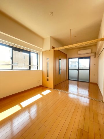 居室・リビング　お料理しやすいキッチンです