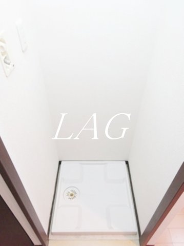 その他設備　室内洗濯機置き場です