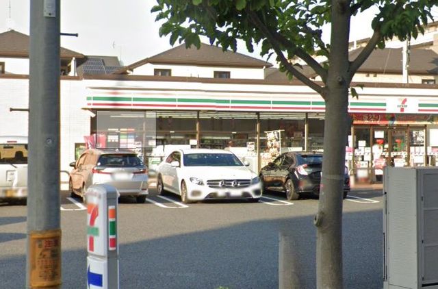 コンビニ　セブンイレブン川口東川口5丁目店（コンビニ）まで353m