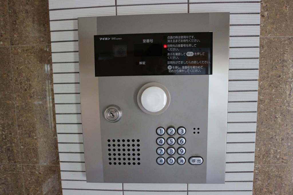 セキュリティ　安心と安全のオートロックです。