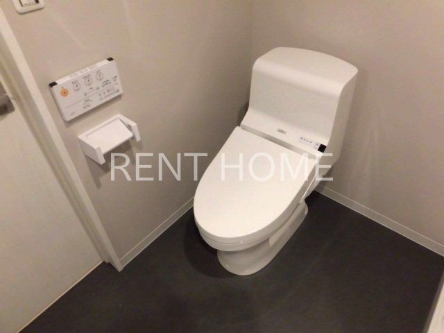 トイレ　ウォシュレット付きのトイレです。