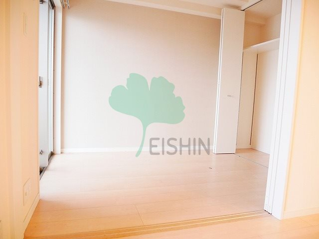 その他部屋・スペース　落ち着いて過ごせるお部屋なので、寝室にいかがでしょうか