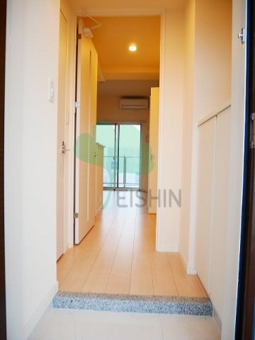 玄関　下駄箱もしっかりついてます！