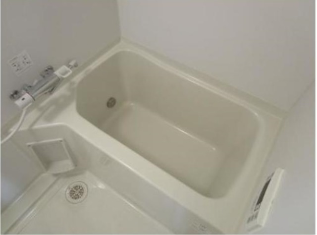 バス・シャワールーム　参考写真（同建物別部屋のものです）