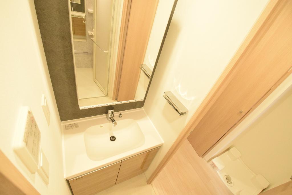 洗面設備　洗髪洗面化粧台