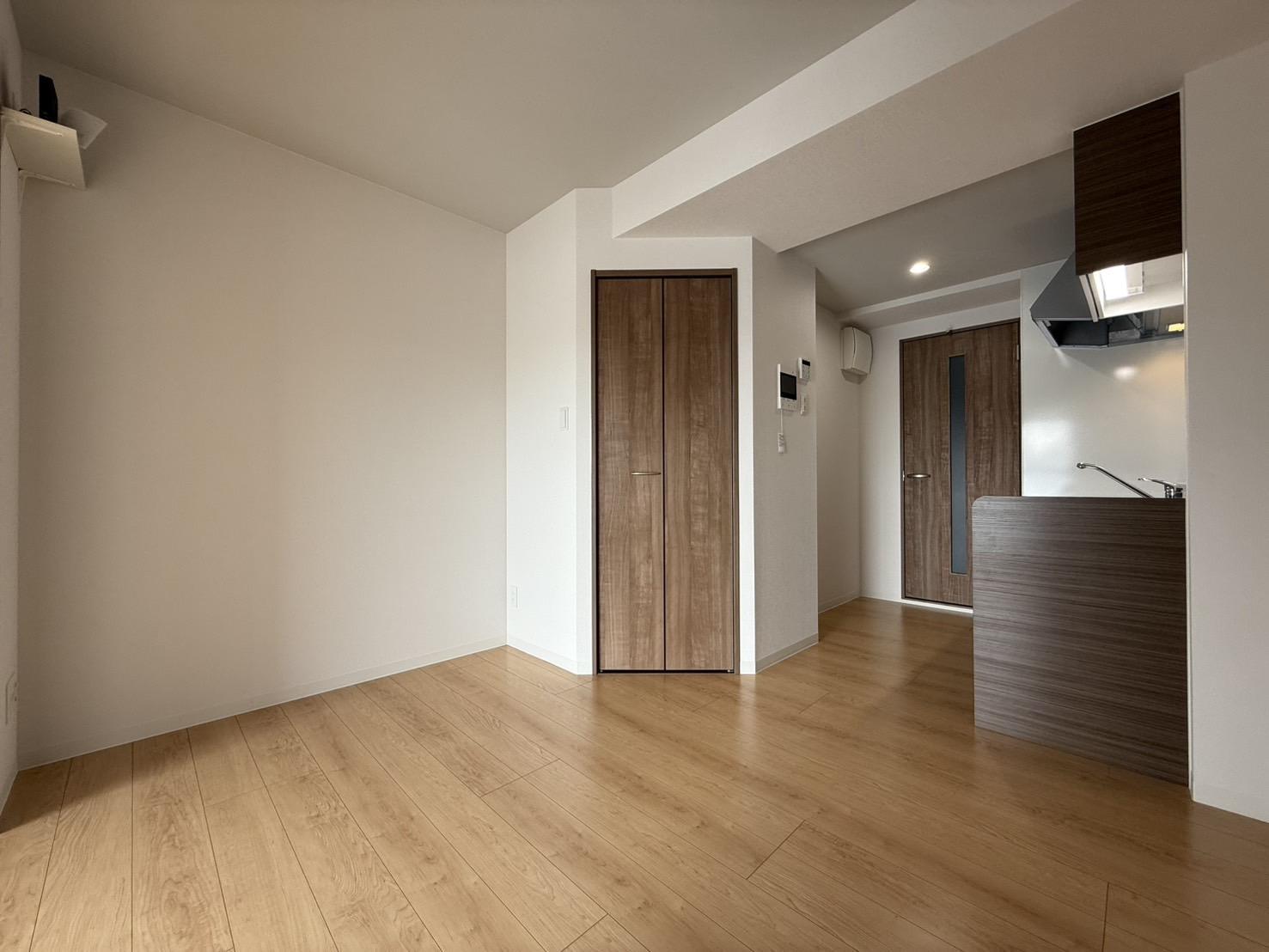 居室・リビング　一人暮らしにちょうどいい6.9帖のDK