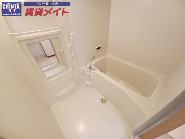 バス・シャワールーム　同物件別部屋の写真