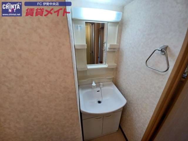 洗面設備　同物件別部屋の写真