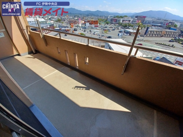 バルコニー　同物件別部屋の写真