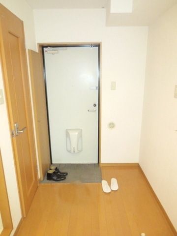 玄関　★お問い合わせはタウンハウジングまで★