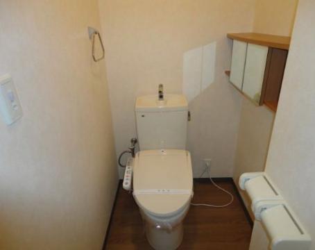 トイレ　シャワー付トイレ