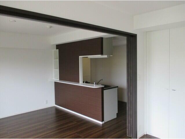 居室・リビング　開放感のある室内♪