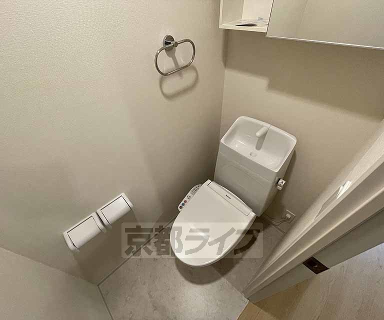 トイレ　ウォシュレット付き！