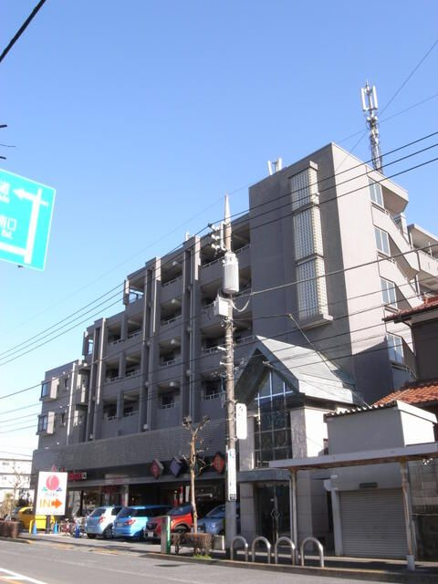 建物外観　内見可能♪お電話がご案内スムーズです♪オンラインもOK♪