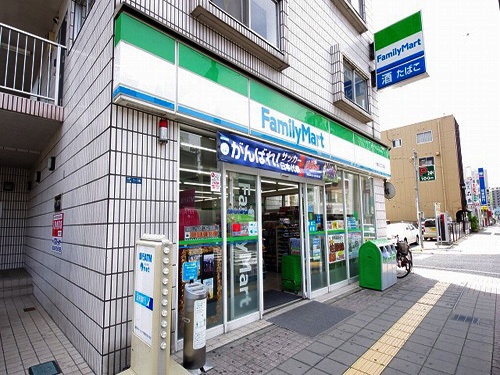 コンビニ　ファミリーマート　大通り二丁目店（コンビニ）まで166m