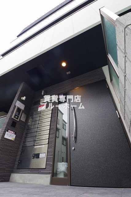 建物外観　鉄骨造4階建ての物件！