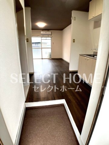 玄関　明るい玄関です