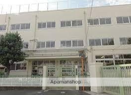 中学校　大崎中学校（中学校）まで198m