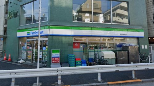 コンビニ　ファミリーマート 高円寺梅里店（コンビニ）まで561m