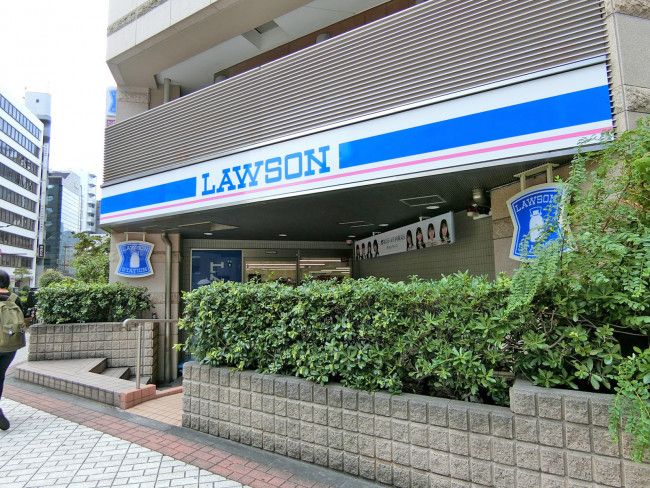 コンビニ　ローソン 馬喰町駅前店（コンビニ）まで87m