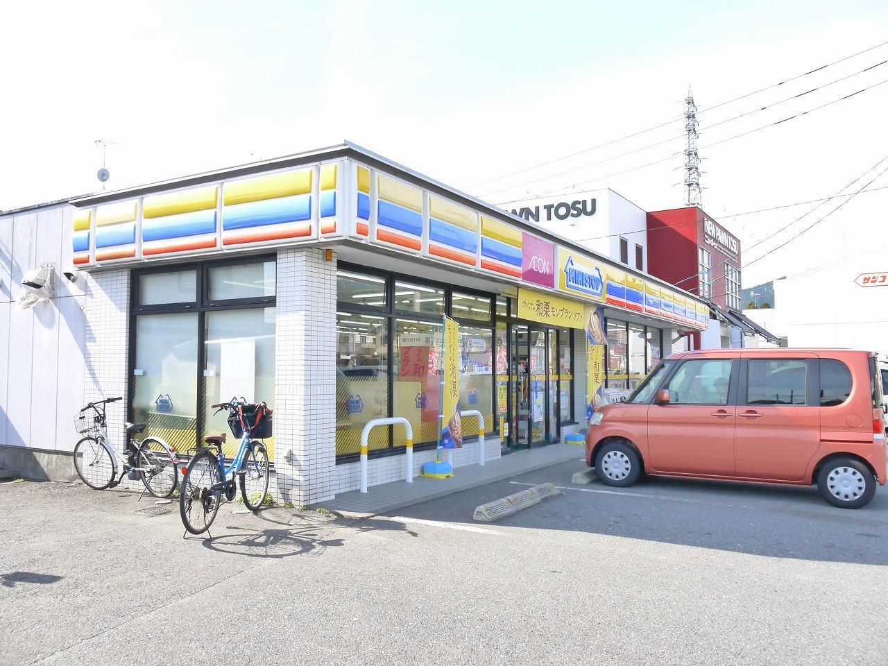 コンビニ　ミニストップ（コンビニ）まで929m