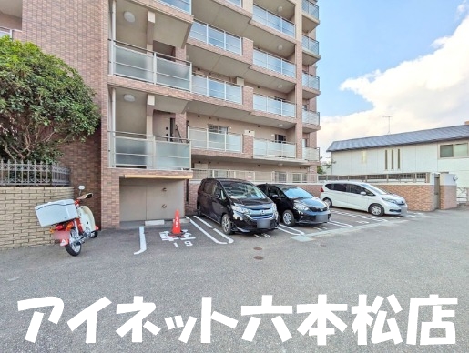 その他共有部分　駐車場はこちらになります。
