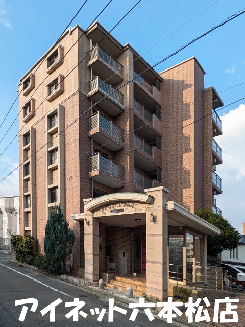 建物外観　設備の整った2LDK物件です。