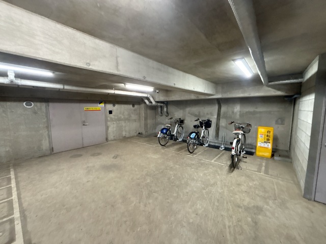 その他　シェアサイクル、トランクルーム完備♪（別途利用料が発生します