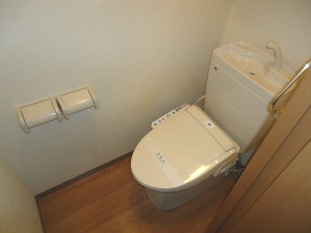 トイレ　同建物別室