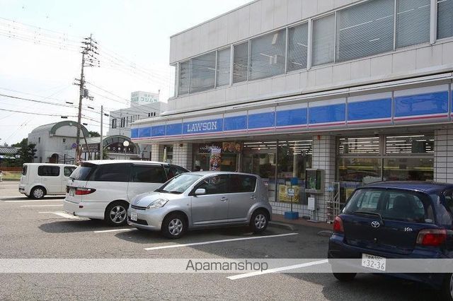 コンビニ　ローソン徳島中吉野町店（コンビニ）まで292m