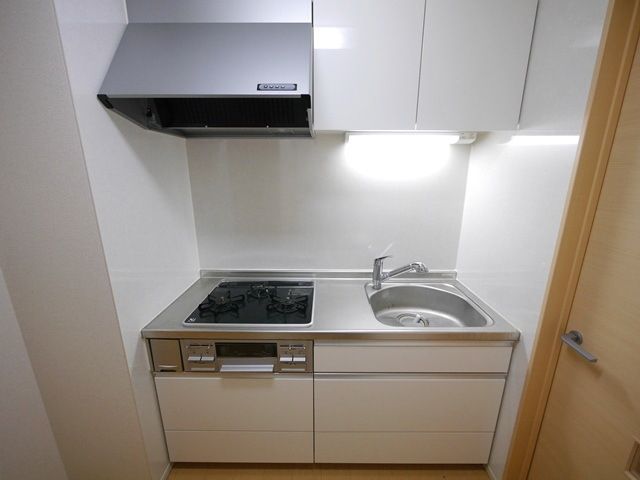 キッチン　同物件別部屋写真