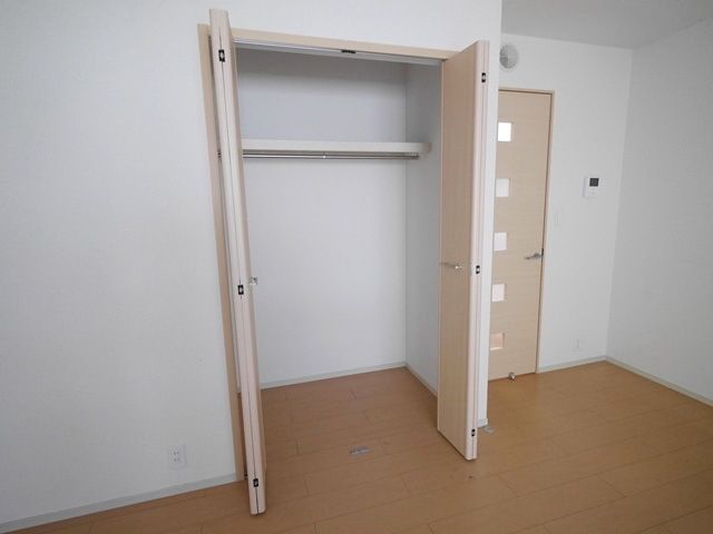 収納　同物件別部屋写真