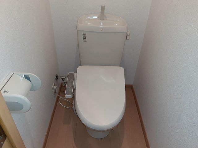 トイレ　シンプルで使いやすいトイレです