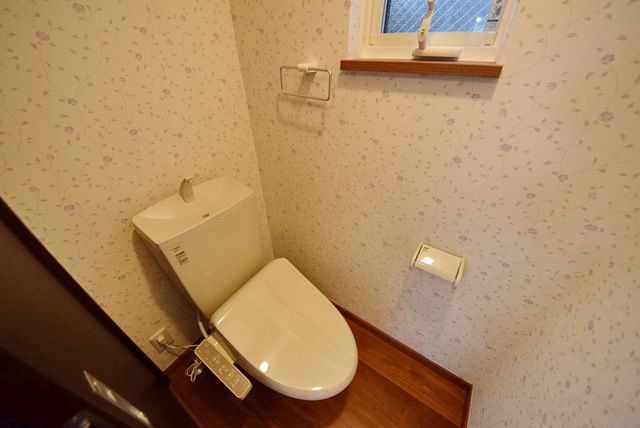 トイレ　別部屋参考写真