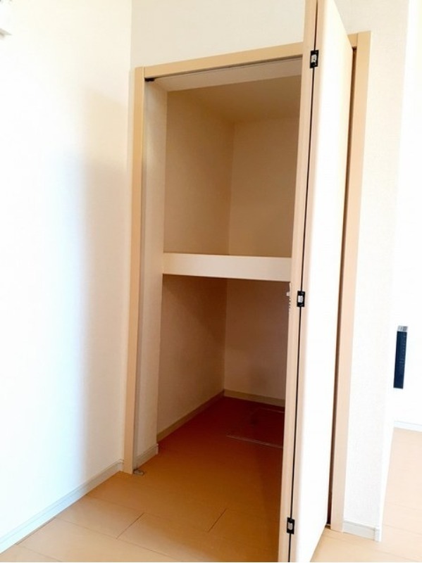 収納　図面と現状に相違がある場合には現状を優先