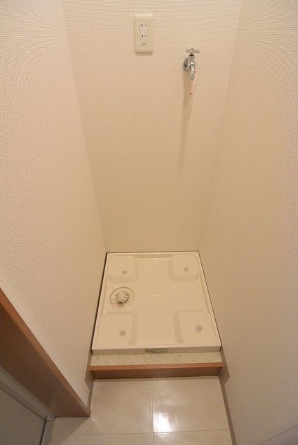 洗面設備　～室内洗濯機置き場～