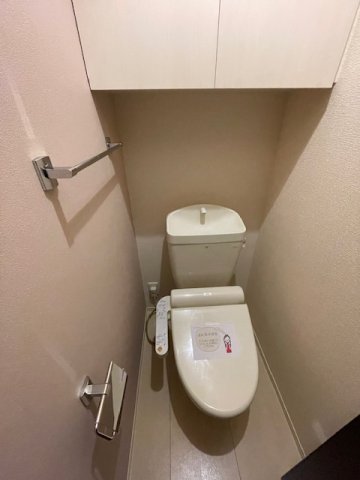 トイレ　コンパクトで使いやすいトイレです